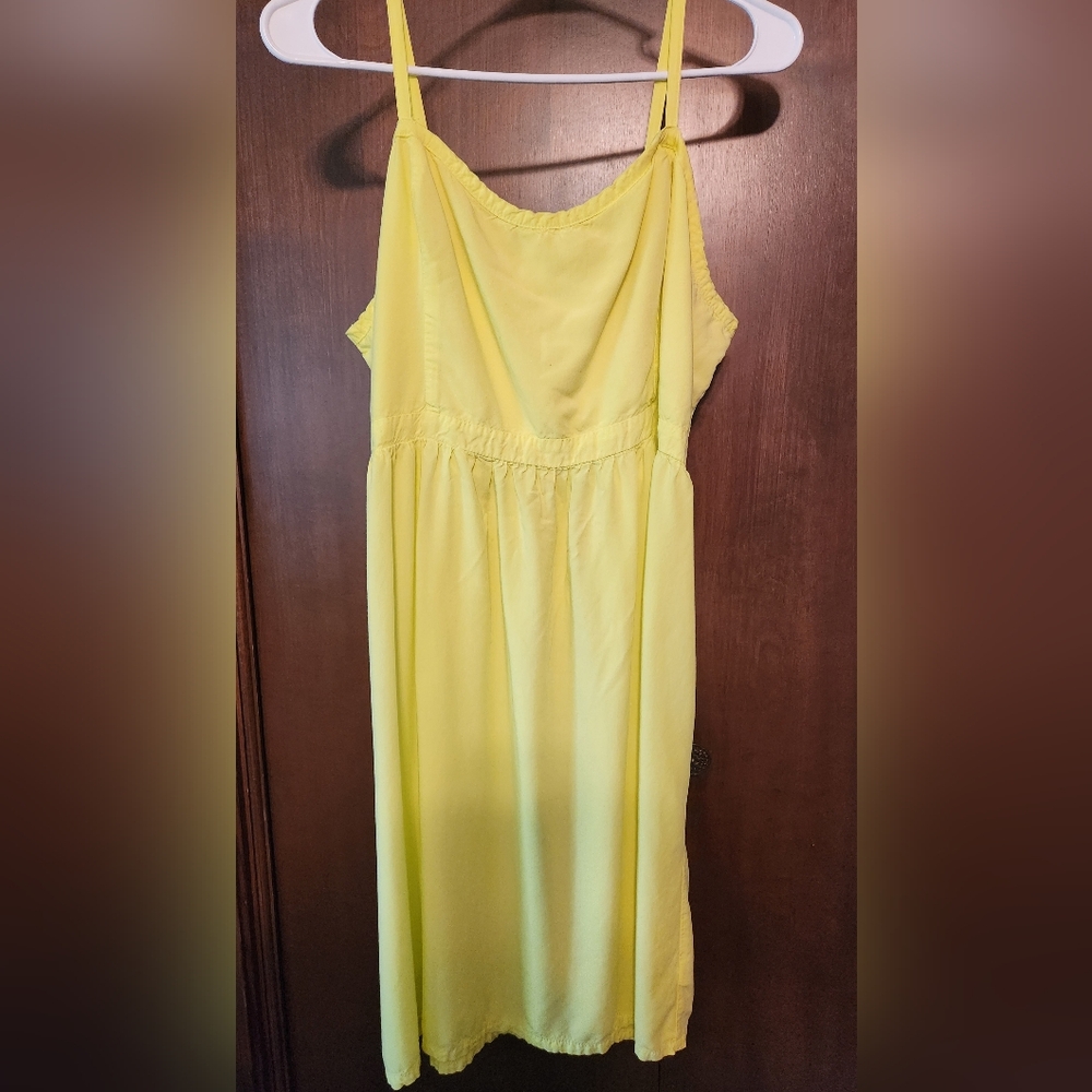 Old Navy Light Yellow Top